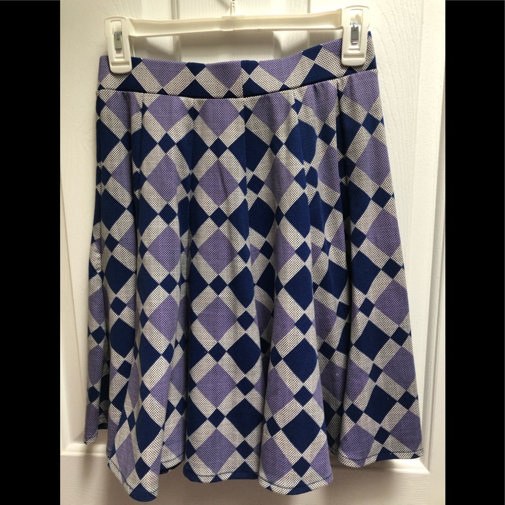 Context brand from Macy’s skirt